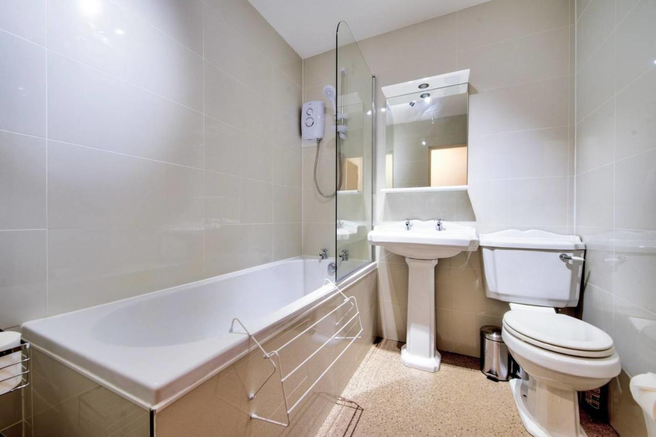 Guestready - Apartment In The Historic Grassmarket For 2 Guests 에든버러 외부 사진